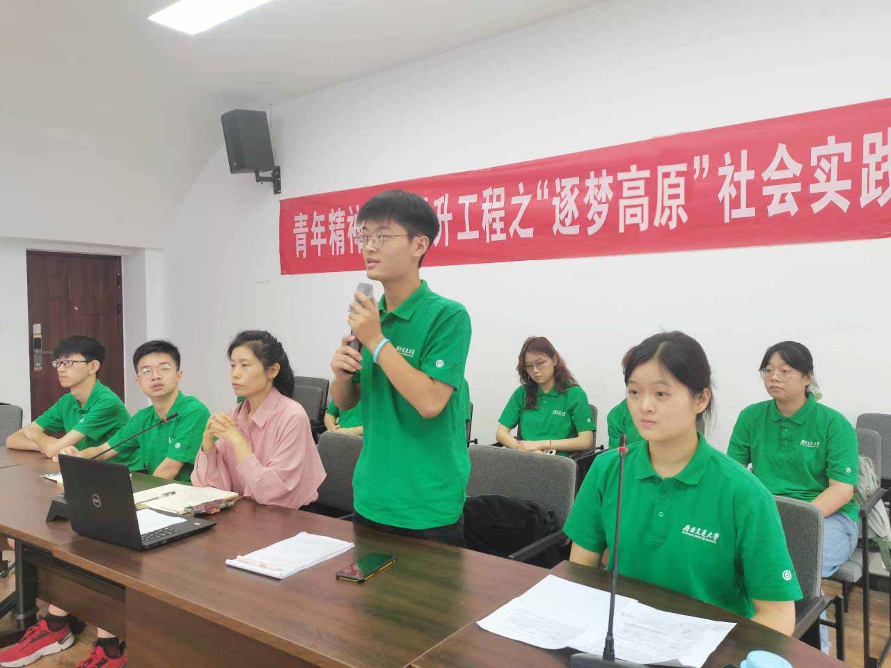 1662365447390081683.jpg 1231.jpg